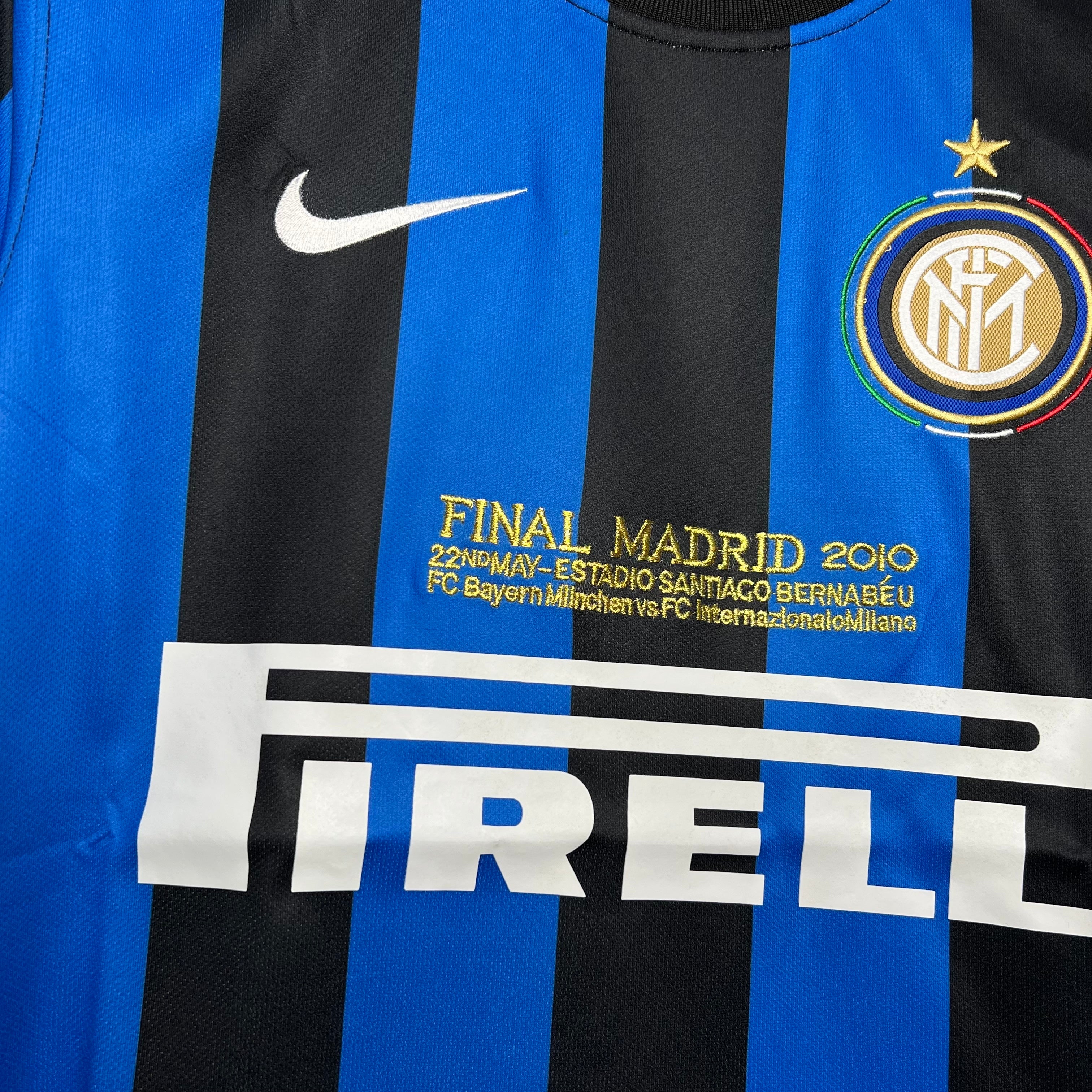Inter Milan Retro Home Jersey 09/10